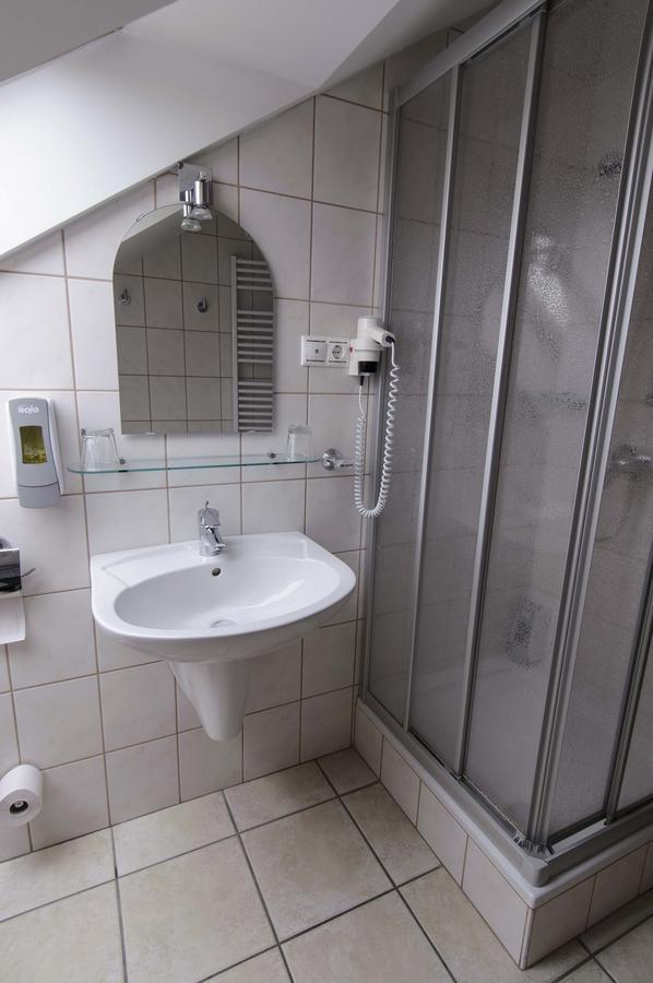 Csakvar Publo Etterem Es Panzio Bed & Breakfast エクステリア 写真